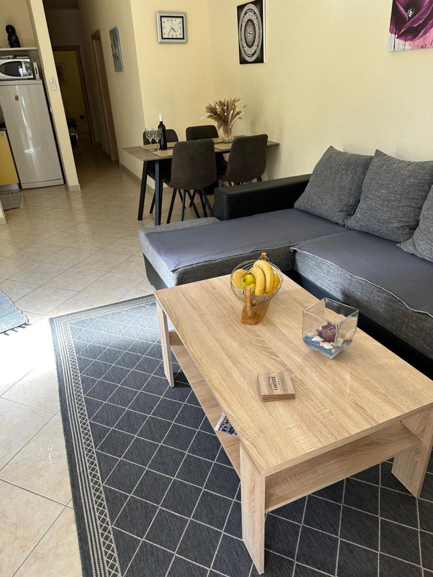Apartmani Dora I Kati Оребич Экстерьер фото