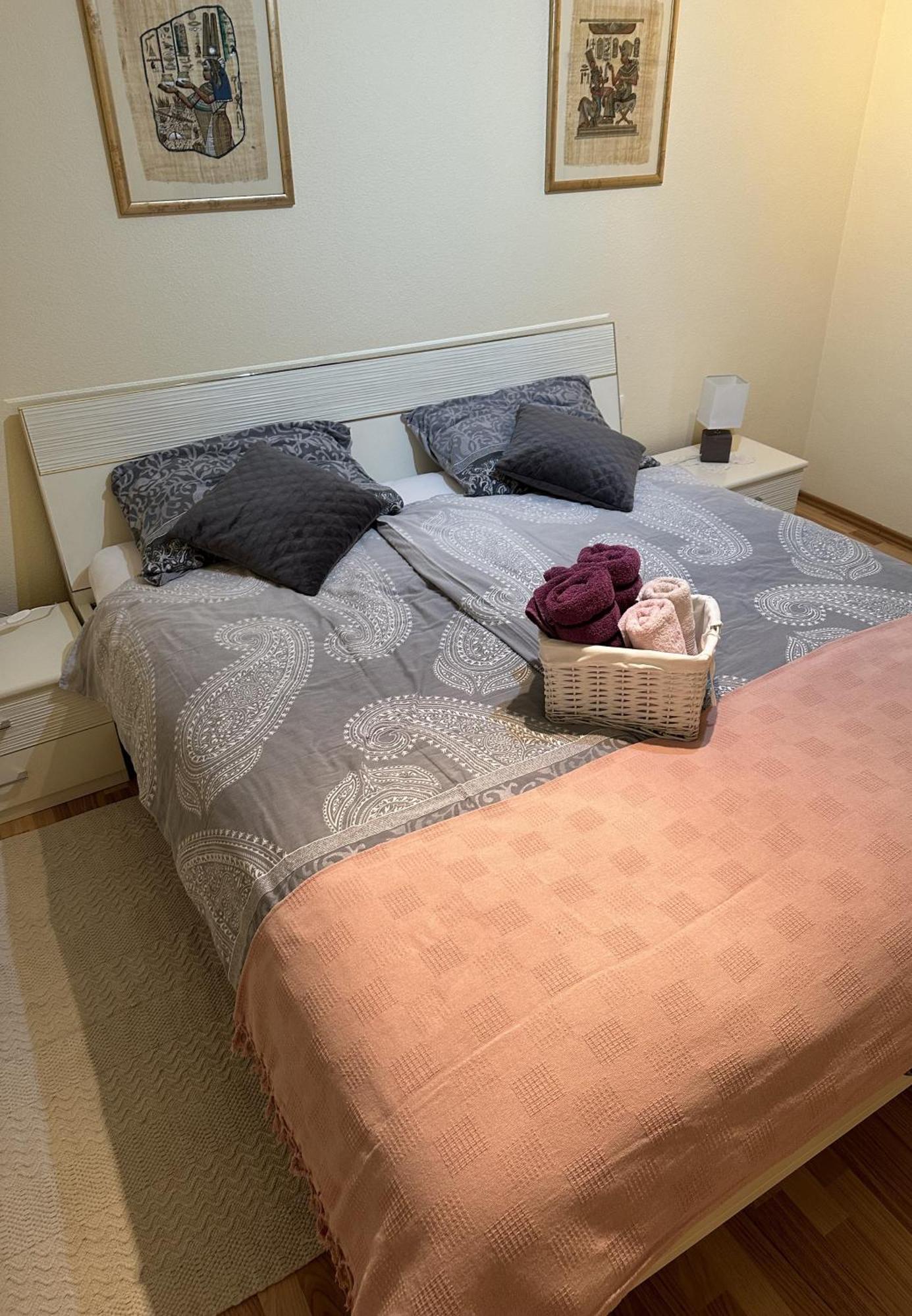 Apartmani Dora I Kati Оребич Экстерьер фото